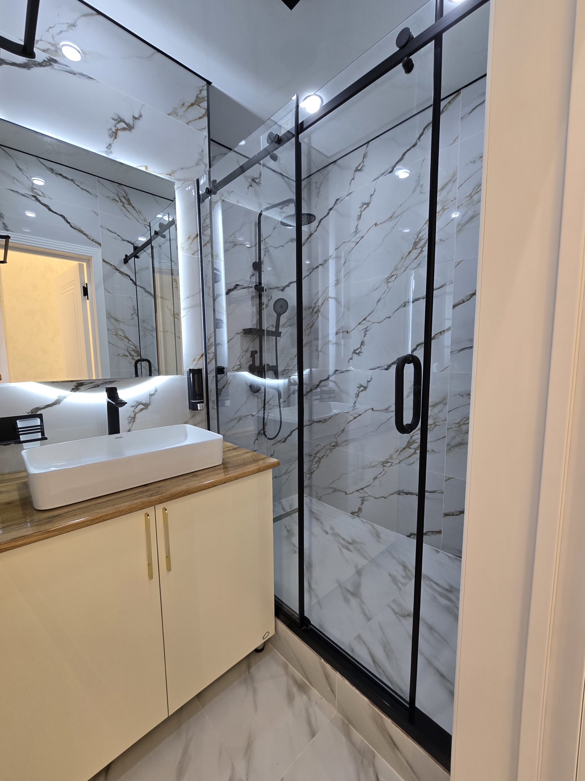 Продаётся 2ком квартира в 82мкр район р. Сино 1 комн фото 2
